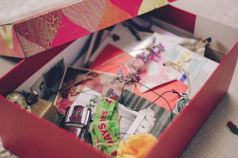 Navigating the Loss of a Loved One: 13 Meaningful Actions to Support Your Healing Journey